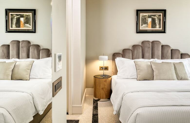 Hotel Athenian Foss
