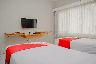 Hotel Oyo 1107 Rossan Villa