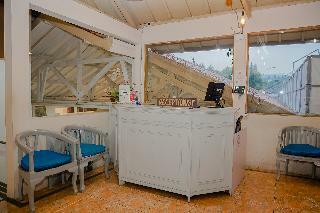 Hotel Oyo 1107 Rossan Villa
