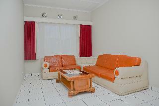 Hotel Oyo 1107 Rossan Villa