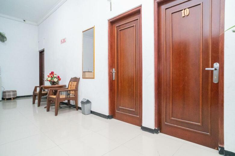 Hotel Oyo 1137 Ndalem Panularan