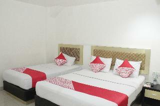 Oyo 844 Surya Hotel