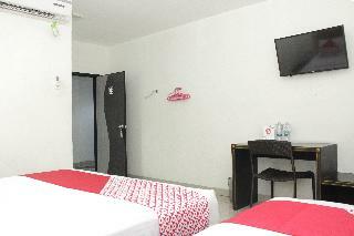 Oyo 844 Surya Hotel