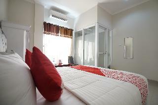 Hotel Oyo 958 Penginapan Timur