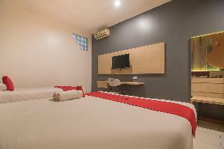 Reddoorz Plus Near Alun Alun Bandung