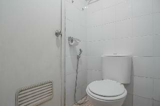 Reddoorz Apartment@the Suites Metro Soekarno Hatta