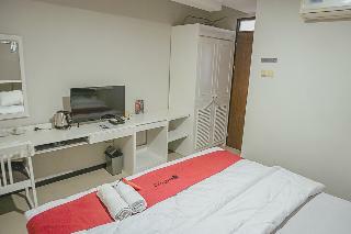 Reddoorz Plus @ Sawah Besar