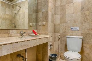 Reddoorz Plus Near Dharmawangsa Square