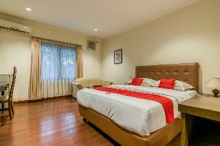 Reddoorz Plus Near Dharmawangsa Square