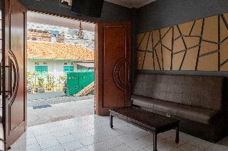 Oyo 1111 Passer Baroe Inn