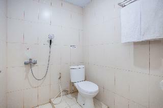 Oyo 887 Green Hill Hotel And Convention Center
