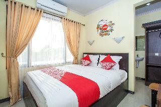 Oyo 887 Green Hill Hotel And Convention Center