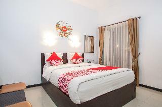 Oyo 887 Green Hill Hotel And Convention Center