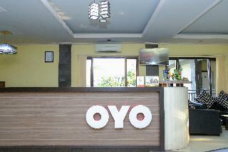 Oyo 887 Green Hill Hotel And Convention Center