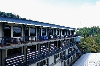 Oyo 887 Green Hill Hotel And Convention Center