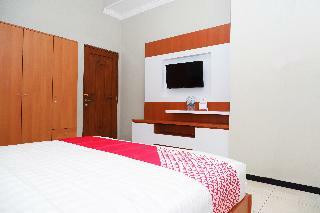 Oyo 703 Omah Olin Guesthouse