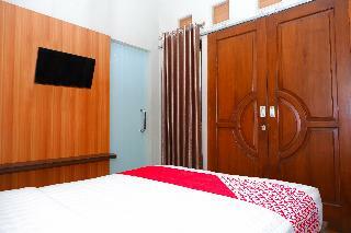 Oyo 703 Omah Olin Guesthouse