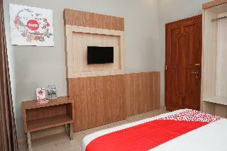 Oyo 703 Omah Olin Guesthouse