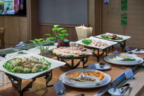 The Carlton Hotel - Chung Hwa