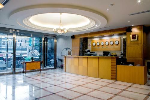 The Carlton Hotel - Chung Hwa