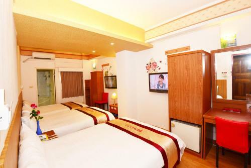 Kuo Chung Hotel