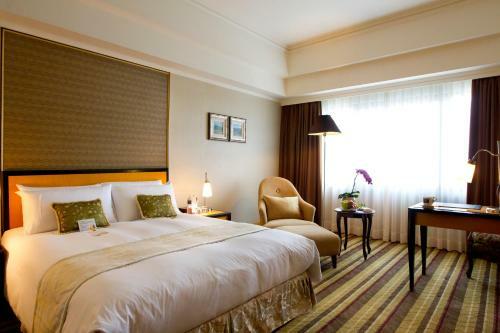 The Lees Hotel