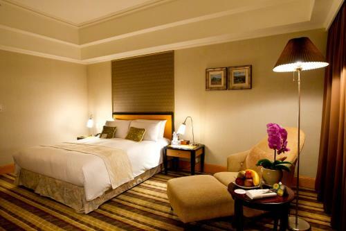 The Lees Hotel