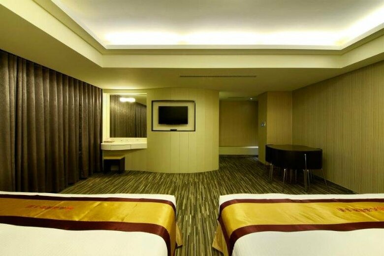 Shihzuwan Hotel - Kaohsiung Station