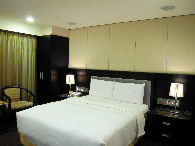 Shihzuwan Hotel - Kaohsiung Station