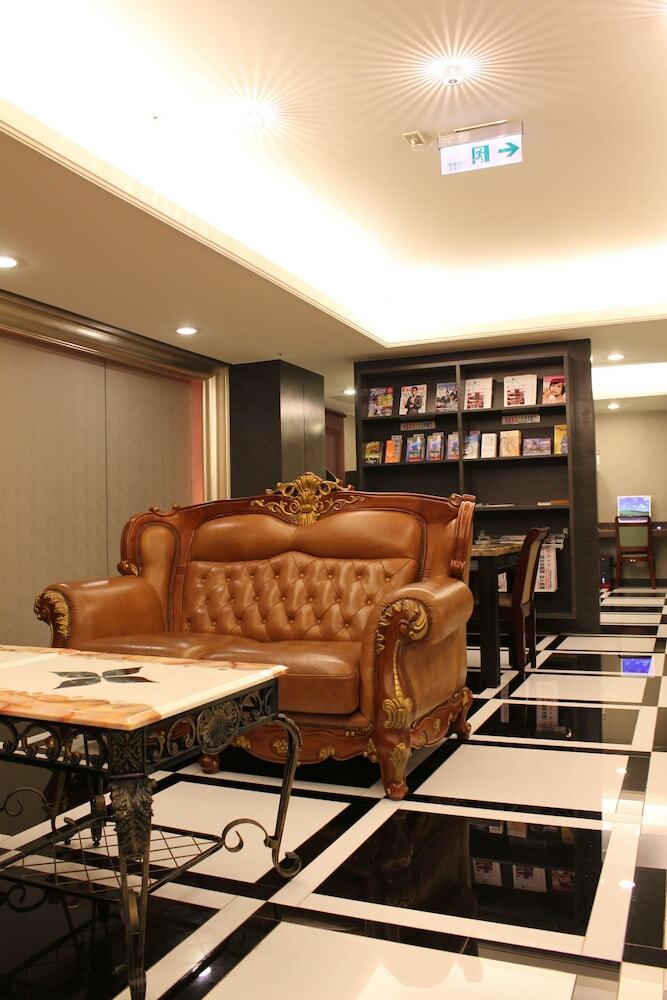 Shihzuwan Hotel - Kaohsiung Station