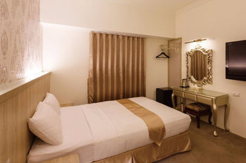 R Hotel Kaohsiung