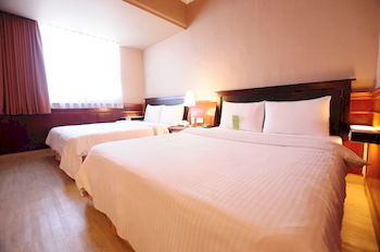 Kindness Hotel Wu-jia