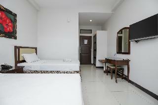 Emia Hotel