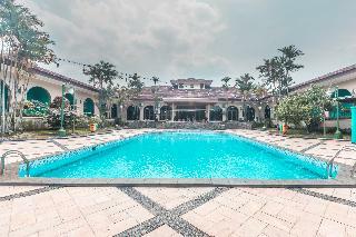 Ole Suites Hotel