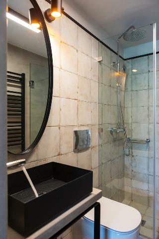 The Foundry Suites