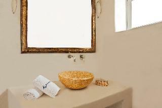 Villa Alexander's Suites