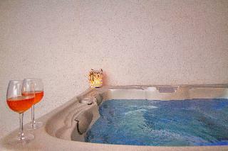 Villa Alexander's Suites