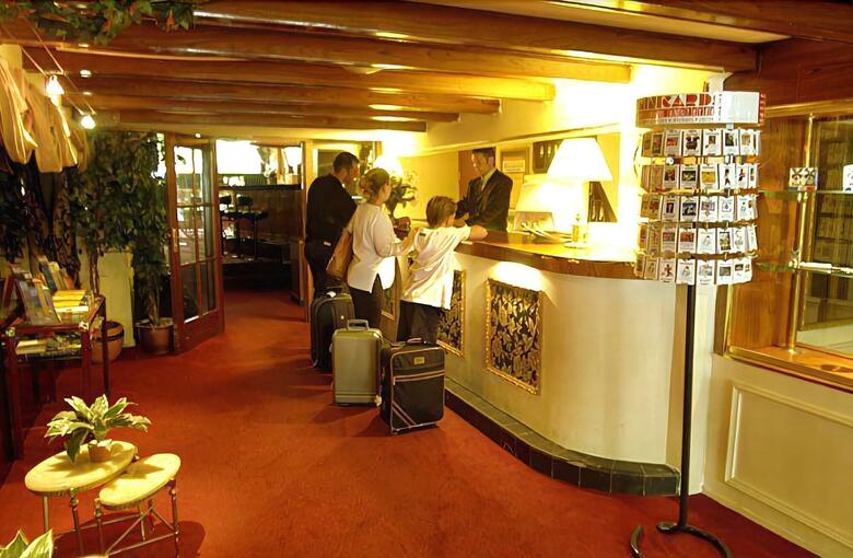 Rembrandtplein Hotel