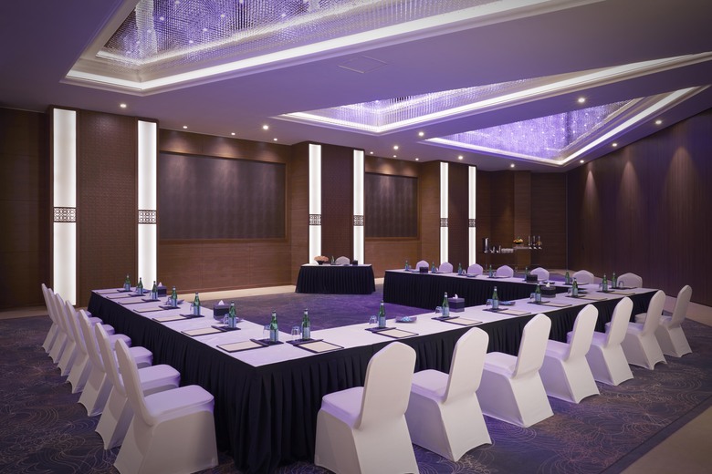 Hotel Royal Tulip Muscat