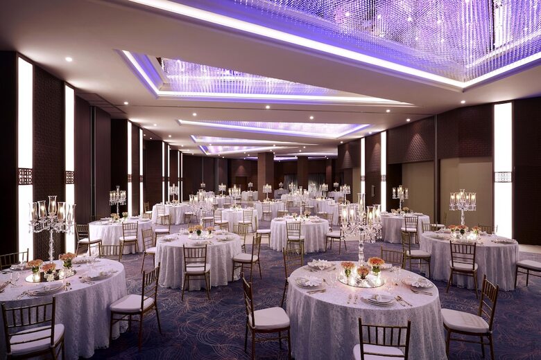 Hotel Royal Tulip Muscat
