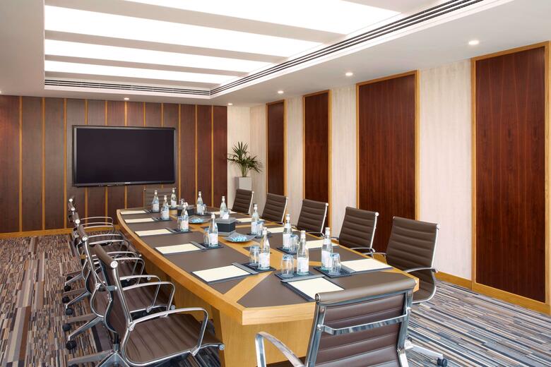 Hotel Royal Tulip Muscat
