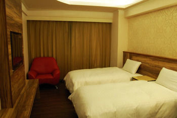 Paris Hotel