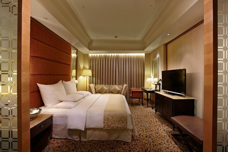 E-da Royal Hotel