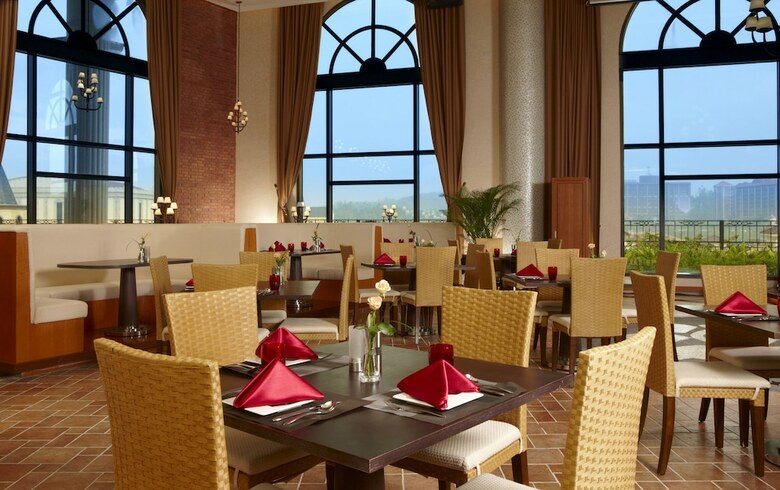 E-da Royal Hotel