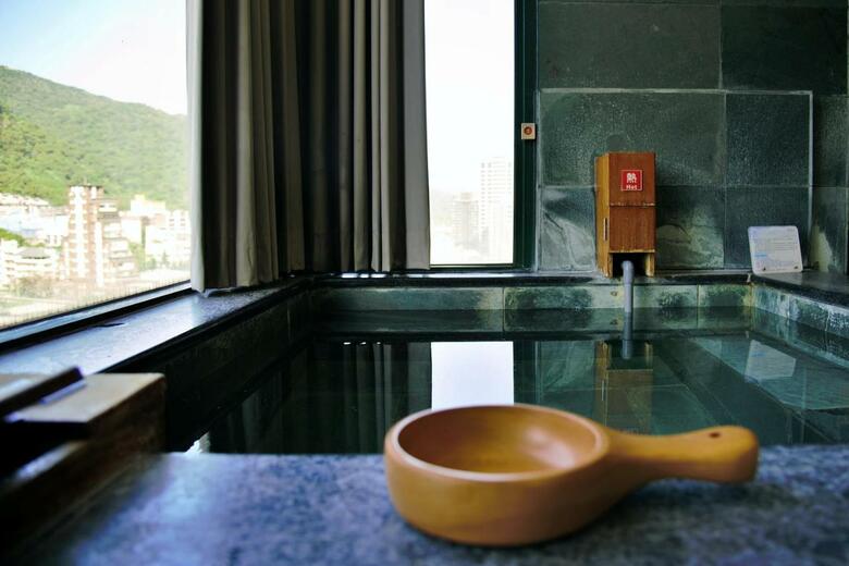 Posada Living Water Hotspring Hotel