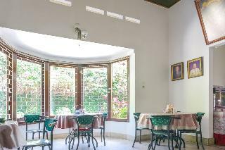 Hotel Reddoorz Plus Near Brawijaya Museum