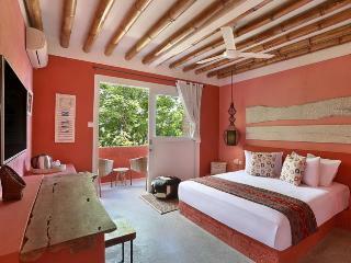 Pinkcoco Gili Trawangan Hotel