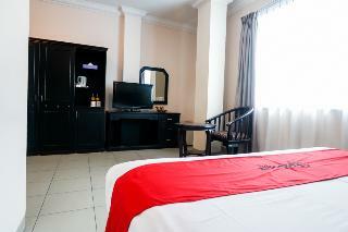 Hotel Reddoorz Plus @ Jalan Dr Sutomo Pekanbaru