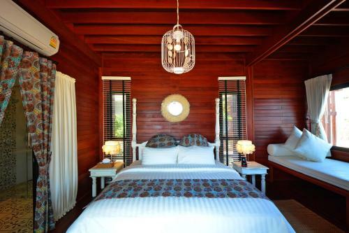 Hotel The Blue Sky Resort @ Koh Payam
