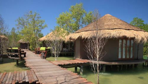 Hotel The Blue Sky Resort @ Koh Payam
